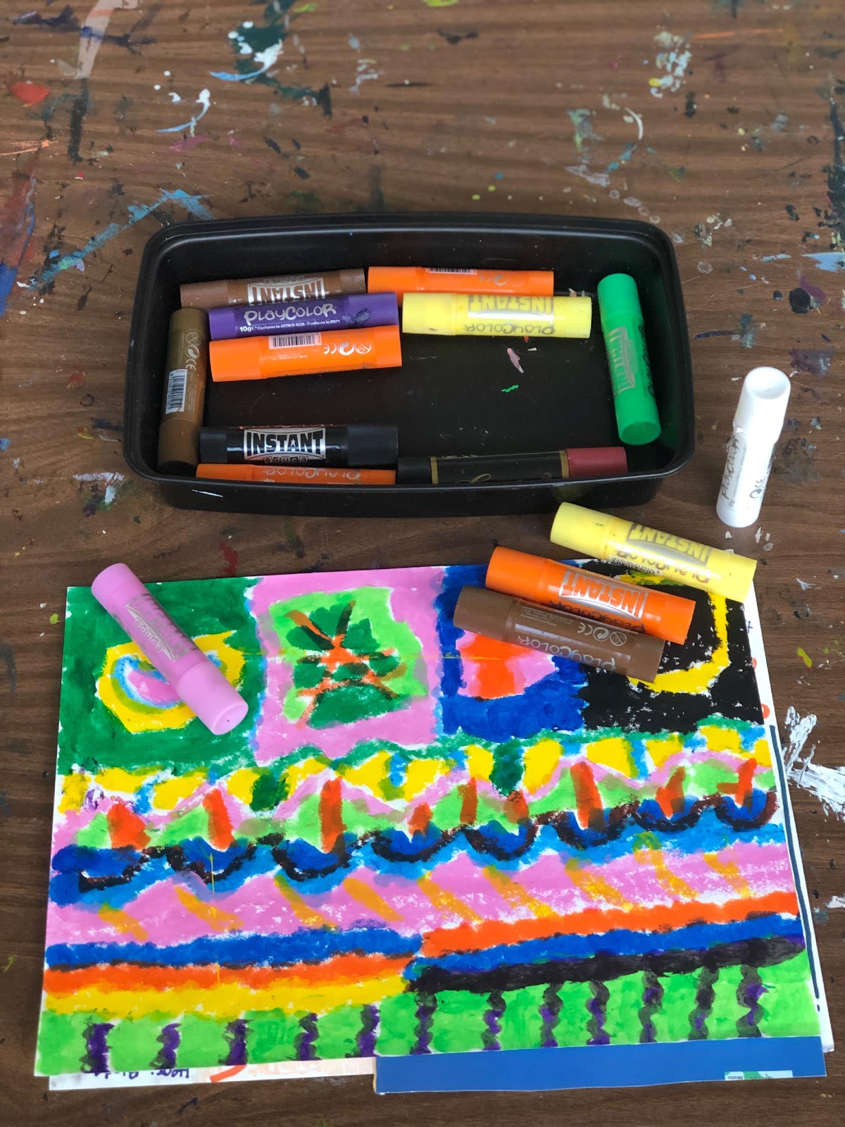 Make An On-The-Go Art Kit for Travel - Creativity in Therapy